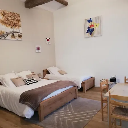 Le Moulin De Puyrouzeau Saint-Jean-de-Beugne